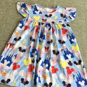 Girls Disney print dress size 4T